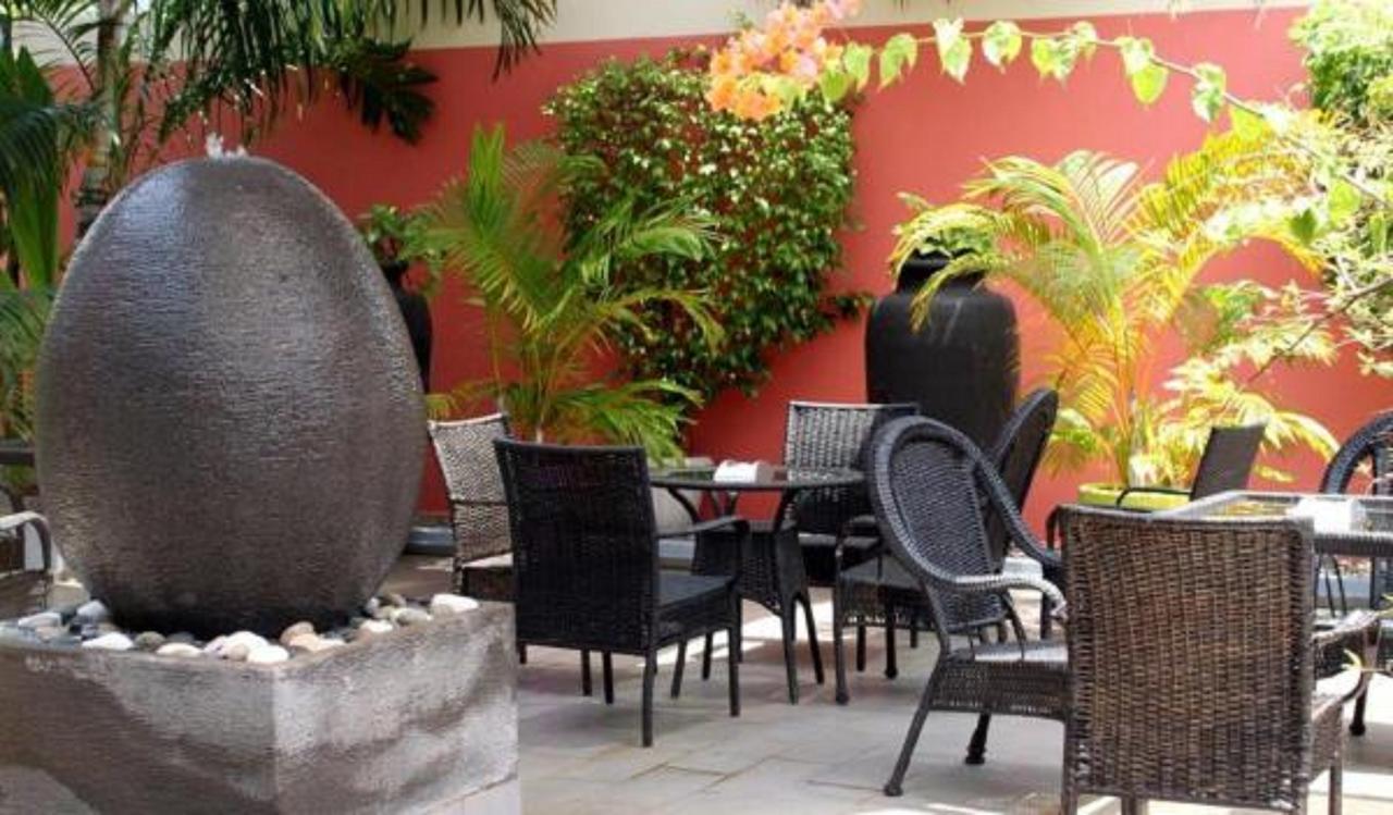 Hotel Chez Jimmy Port-Gentil 外观 照片